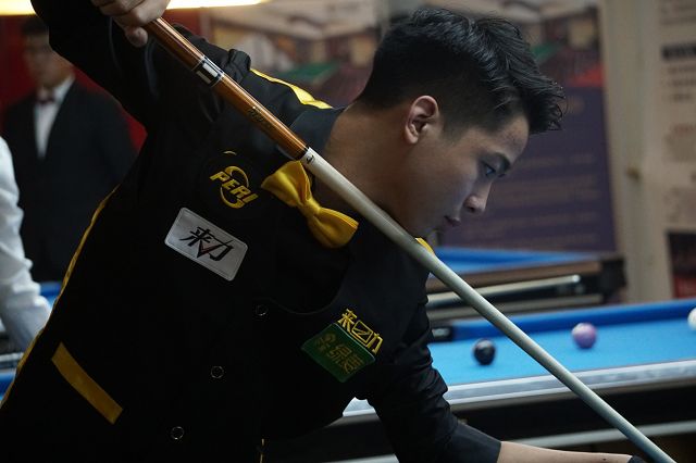 超过30万 超过30万