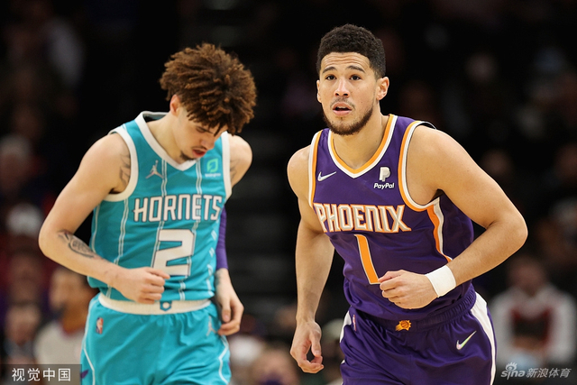 球的飞行动 球的飞行动